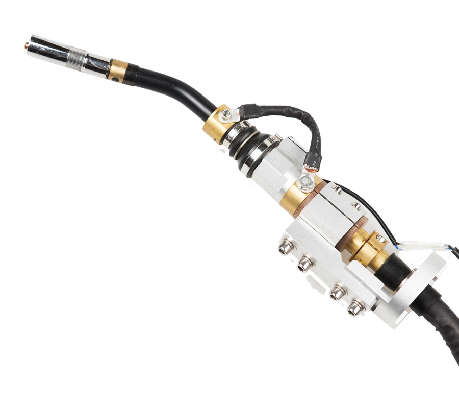 <h3>ROBOT WELDING TORCHES</h3>